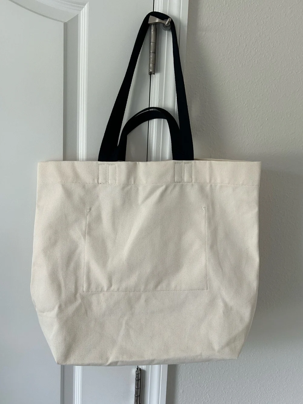 lululemon athletica interior 11 handles